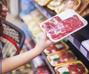 Biedronka tnie ceny ryb i mięsa. Lepiej się pospieszyć