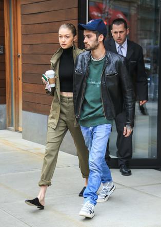 Zayn Malik i Gigi Hadid wychodzą z mieszkania Gigi w Nowym Jorku