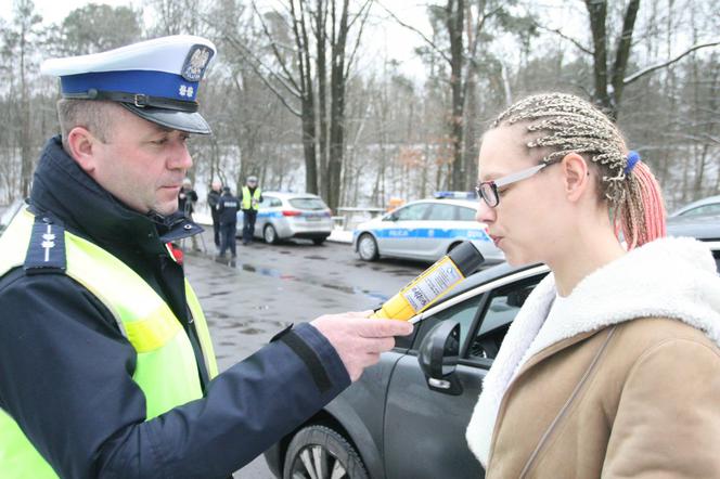 Nietypowe, walentynkowe kontrole policji i... pozdrowienia na antenie Radia ESKA