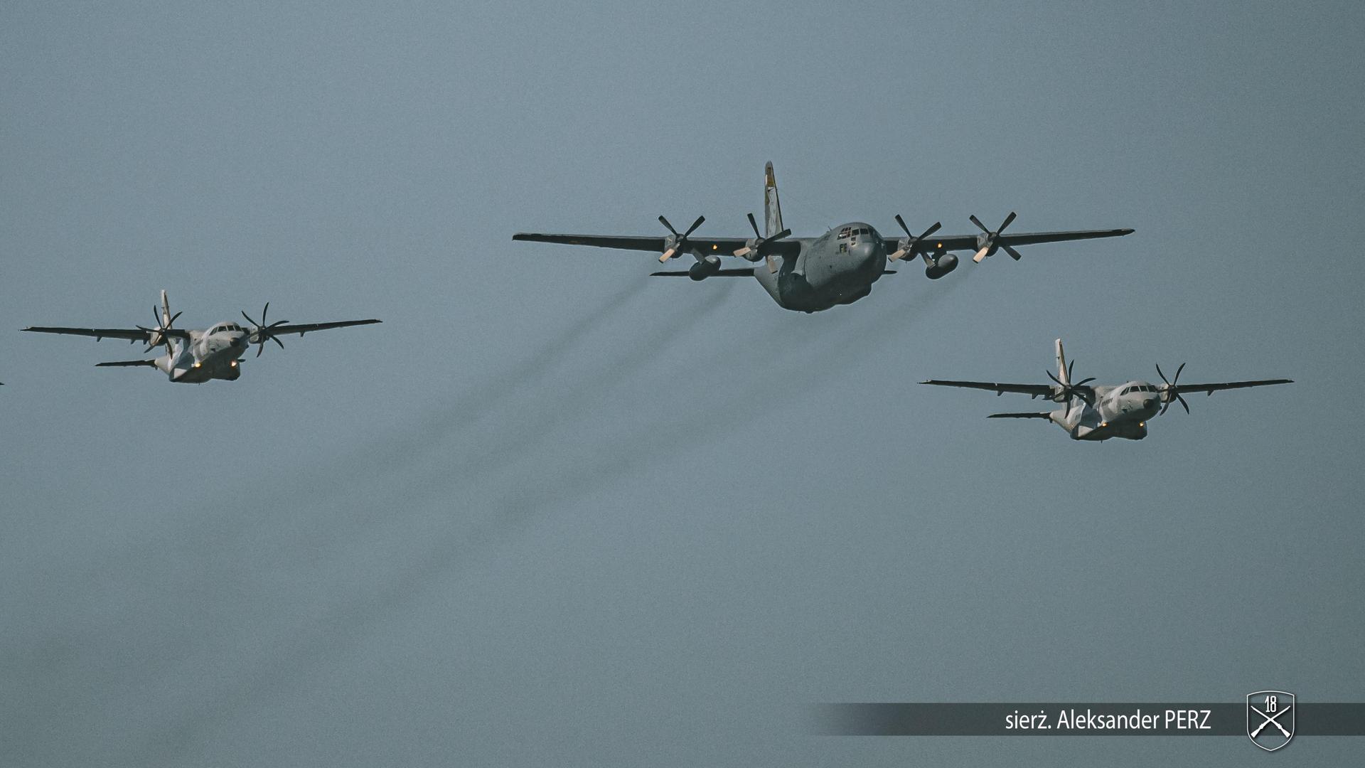 C-130E i C295