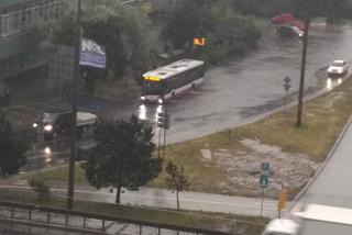 Opole. Ulice zamieniły się w potoki! Tak wyglądało centrum miasta w czwartek 24.06.21 r. [ZDJĘCIA]