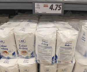 Porównaliśmy ceny w polskim i niemieckim markecie. Gdzie zarobimy tańsze zakupy na Wielkanoc? 
