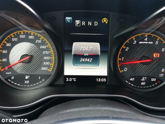 Krzysztof Rutkowski sprzedaje Mercedesa AMG GT S