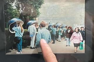  Donald Tusk pokazał, co jego żona Małgorzata wyniosła do piwnicy