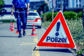 Jedziesz do Niemiec? Policjanci wlepiają mandaty za robienie zdjęć wypadkom. Chcesz zobaczyć zabitego człowieka? [WIDEO]