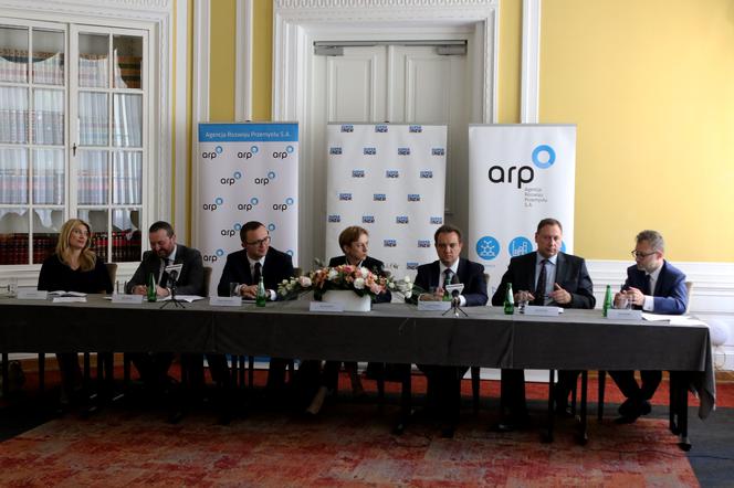 JAK SKUTECZNIE WSPIERAĆ ROZWÓJ MŚP