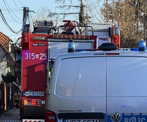 Tragiczny pożar w domu na Targówku. Nie żyje kobieta 
