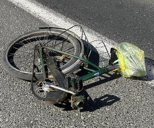 Horror na drodze. Jej rower pękł na pół! Potworny wypadek w Wyszkowie 