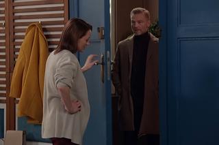 	Pierwsza miłość, odcinek 3639. Adam Biernacki (Krystian Wieczorek), Laura (Katarzyna Maciąg)