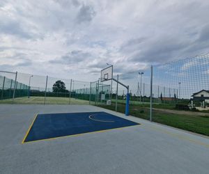 Dwa nowe boiska na Zatorzu w Lesznie gotowe. Można grać!