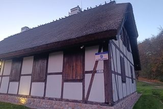 Tajemnicze miejsce na mapie Pomorza. Czym jest Osada Łowców Fok?