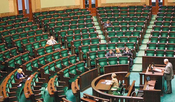 Sejm pracuje, PSL pije