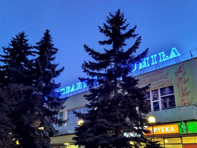 Historyczny neon znów rozświetla ulice Kalisza