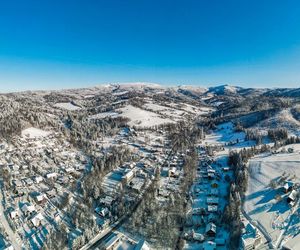 Zimowa magia w sercu Beskidów. Wisła dla rodzin i miłośników sportów!