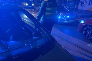 Konstantynów Łódzki. Wypadek 13-laatki na przejściu. Potrąciły ją dwa auta [ZDJĘCIA].