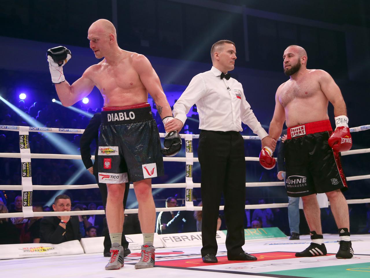 Diablo Włodarczyk pobije się o mistrzostwo świata?! Wiadomo, który pas wchodzi w grę