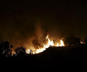 Groza w Portugalii! Tornado ognia i trąba z pyłów