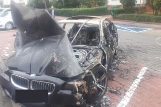 Na krakowskim Kurdwanowie spłonęło BMW