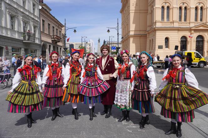 Pochód Juwenaliowy Łódzkich Uczelni. Studenci przejęli Łódź! [ZDJĘCIA]