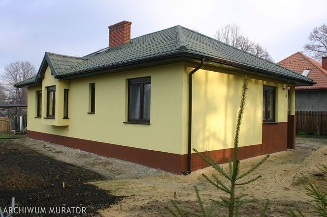 Projekt domu z czterospadowym dachem. Jak wykończyć dach i zaplanować poddasze?