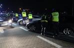 Nielegalne wyścigi na terenie Wrocławia. Niemal 600 pojazdów, pościgi i zatrzymania [ZDJĘCIA]