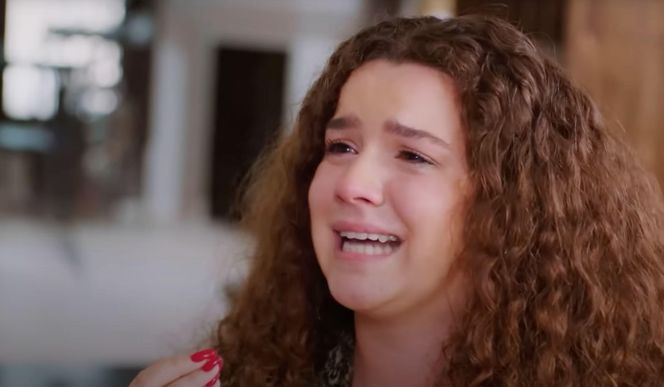 Melis awanturuje się z Feraye, a później podejrzewa, że Zeynep jest w ciąży z Cihanem.