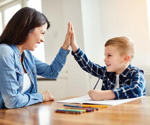 Później i zaraz to nie jest dobry sposób na odpowiedź. Wypróbuj inne wspierające komunikaty