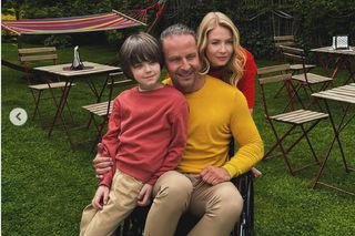 Barwy szczęścia na planie. Mateuszek (Filip Kowalewicz), Dominika (Karolina Chapko), Sebastian (Marek Krupski)