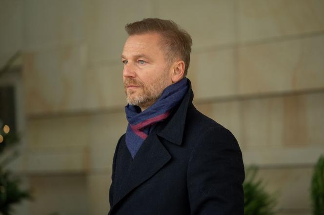 M jak miłość. Andrzej wystawiony przez wszystkch przyjaciół! Magda odejdzie, a Budzyński będzie zdany tylko na siebie - WIDEO
