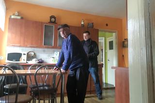 Moja żona przymarzła do pola