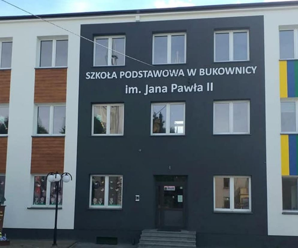 Szkoła Podstawowa w Bukownicy im. Jana Pawła II