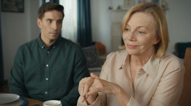 Barwy szczęścia, odcinek 3168. Tomasz (Jakub Sokołowski), Wanda (Maja Barełkowska)