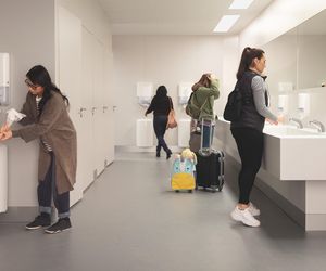 Inkluzywna higiena – komfort, który powinien być dostępny dla każdego