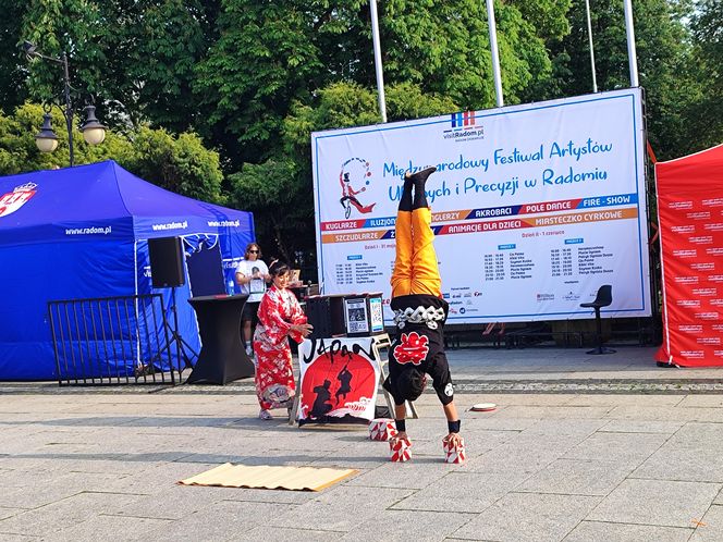 XIV Międzynarodowy Festiwal Artystów Ulicznych i Precyzji