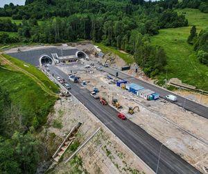 Tak wygląda obecnie budowa S1 Przybędza Milówka. Powstaną tu ogromne estakady, dwa tunele i centrum zarządzania ruchem