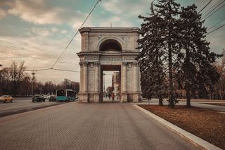 Katowice/Warszawa/Wrocław - Kiszyniów (WizzAir)