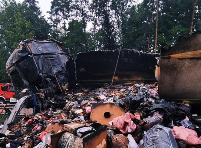 44-letni kierowca spłonął w kabinie ciężarówki