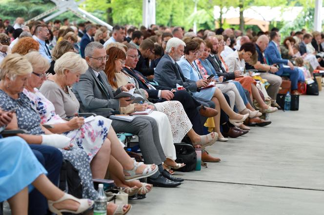 Kongres Świadków Jehowy w Sosnowcu w niedzielę 7 lipca 2024