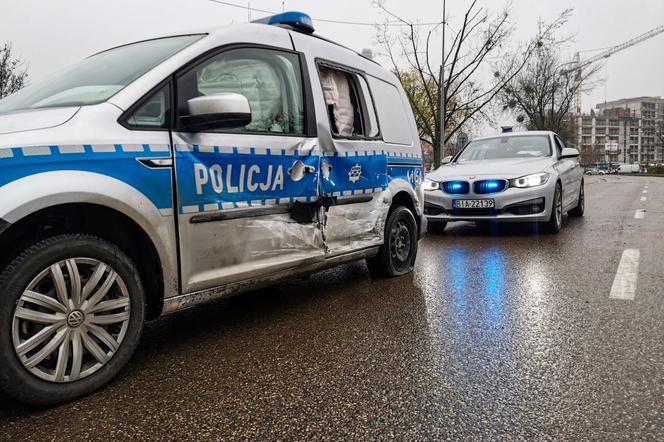 Policjant i strażnik miejski w SZPITALU. Poważny wypadek w Białymstoku