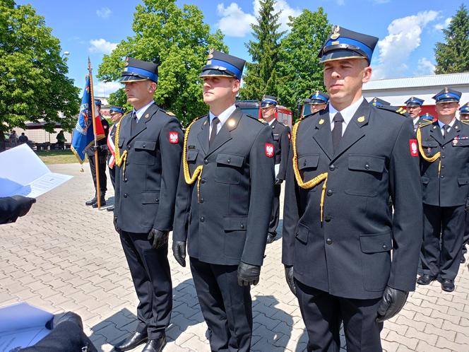 Akty nadania wyższych stopni służbowych odebrało w tym roku 21 strażaków z Komendy Miejskiej PSP w Siedlcach