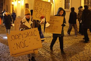 Marsz „Odzyskać noc” w Lublinie. Zobacz zdjęcia