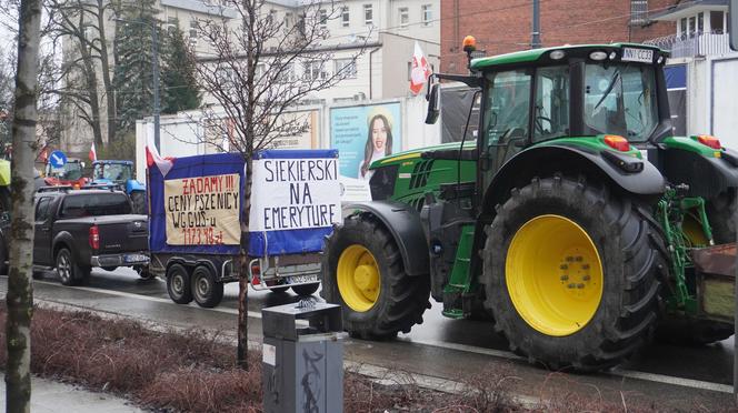 Protest rolników w Olsztynie 21 lutego. Co dzieje się w centrum?