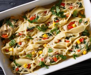 Muszle makaronowe z tuńczykiem: łatwy przepis na pyszną przekąskę