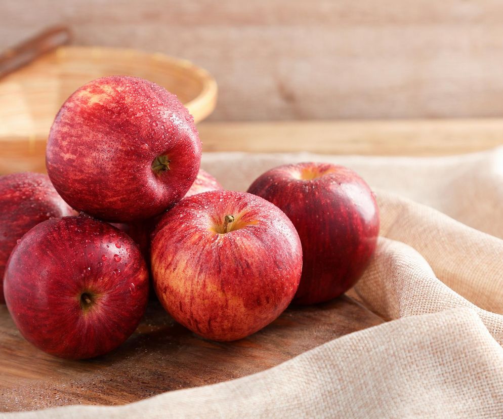 To jeden z ulubionych owoców Polaków. Kosztuje grosze, a działa cuda na jelita