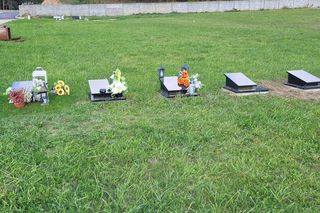 To jeden z nielicznych takich cmentarzy w Polsce. „Amerykańskie” kwatery pod Olsztynem coraz popularniejsze [ZDJĘCIA]