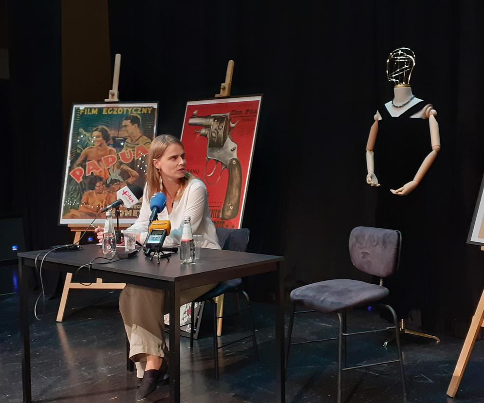 Konferencja prasowa w Teatrze Starym dotycząca jubileuszu 200 - lecia. Program obchodów przedstawia Karolina Rozwód - dyrektor Teatru Starego w Lublinie. 
