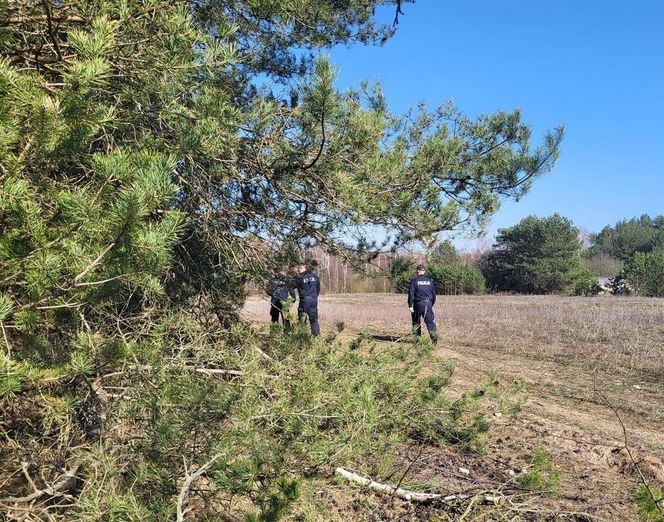 Tajemnicze zaginięcie Jowity Zielińskiej. Policja znów przeczesuje lasy i jeziora [ZDJĘCIA]