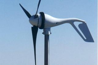 Fotowoltaiczne i wiatrowe systemy zasilania w energię elektryczną