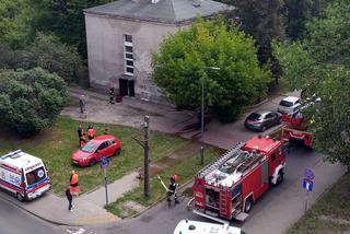 Pożar kamienicy na Pradze-Południe! Na miejscu były trzy zastępy Straży Pożarnej