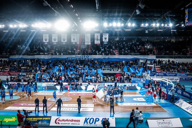 Arriva Polski Cukier Toruń - Anwil Włocławek 78:83, zdjęcia z noworocznego meczu w Arenie Toruń